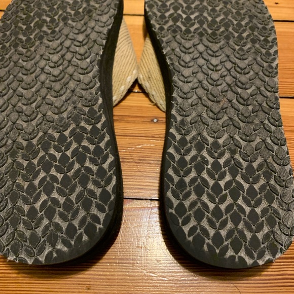 🩴 Reef Flip Flops 🩴 - Picture 8 of 12